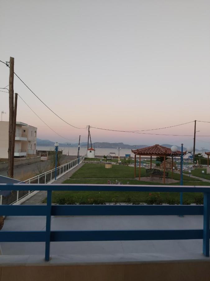 Akrogiali Míloi エクステリア 写真
